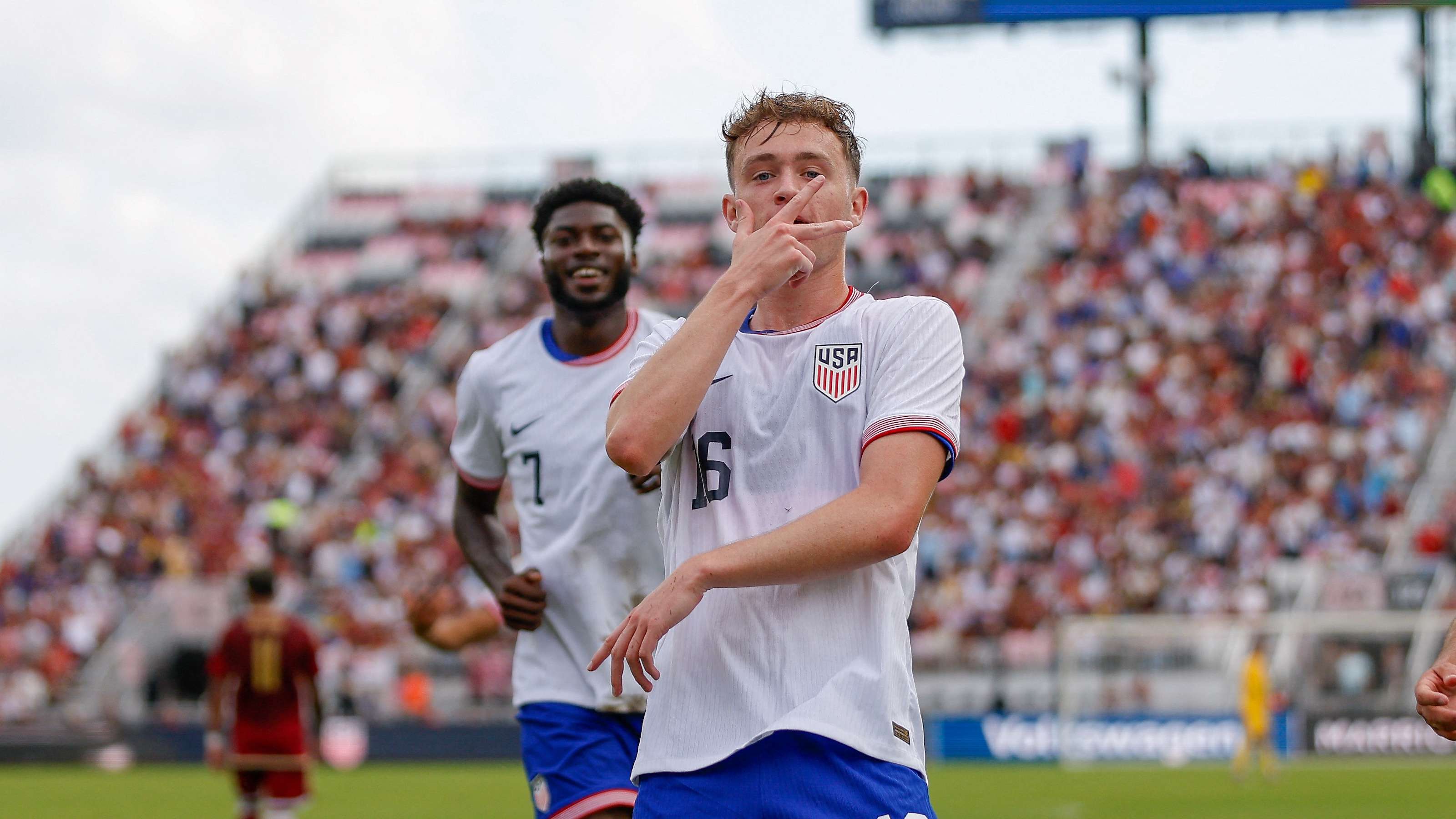 数差距极小 数差距极小